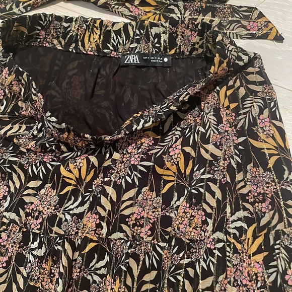 Zara Top & Skirt Set - Picture 7 of 7